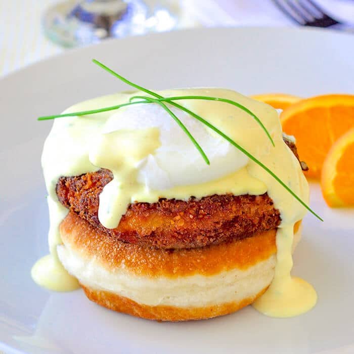 Crab Cakes Eggs Benedict: A Newfoundland Culinary Masterpiece on Toutons Crab Cakes Eggs Benedict