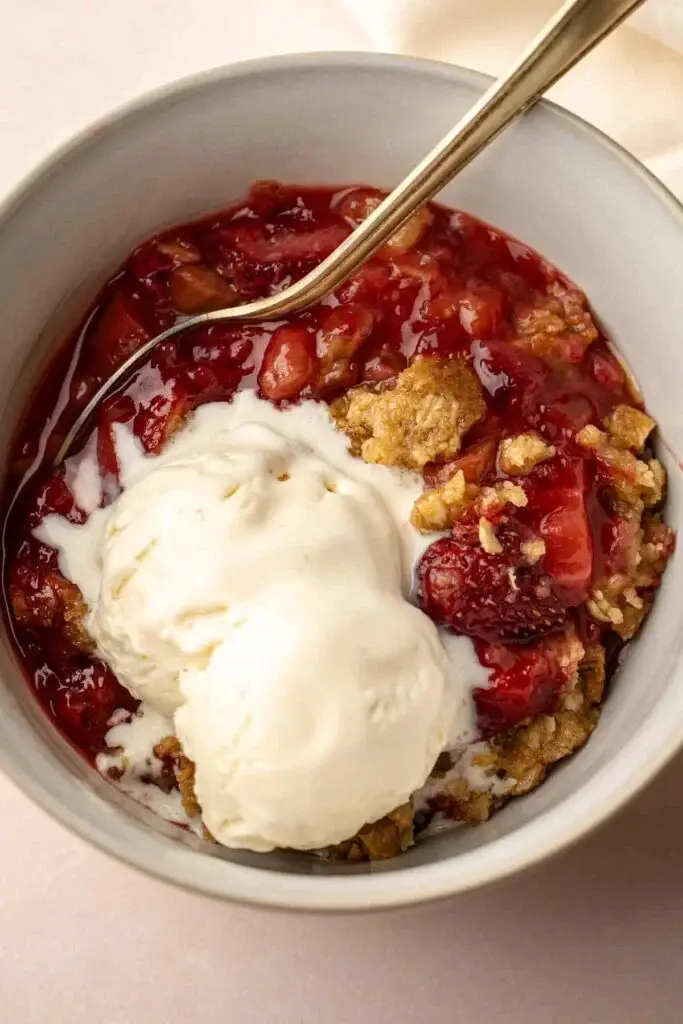 How to Make the Perfect Strawberry Rhubarb Crisp at Home Strawberry Rhubarb Crisp1